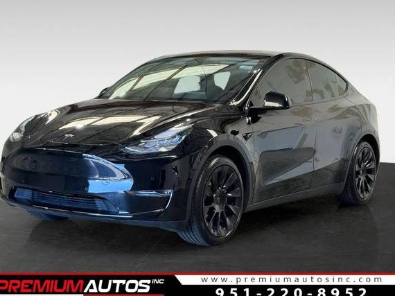 TESLA MODEL Y 2021 5YJYGDED8MF112960 image